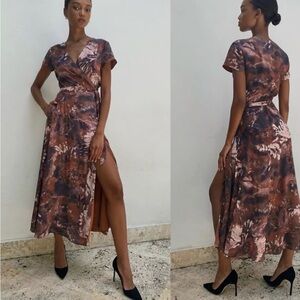 Babaton Aritiza Earthy Tones floral print wrap midi dress S